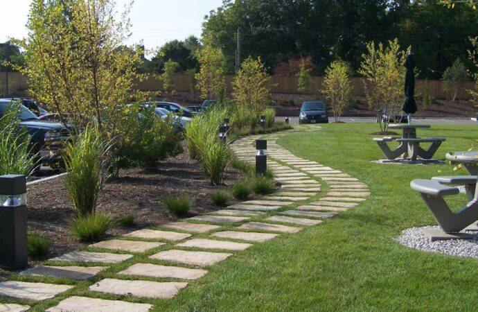 Commercial Landscaping-Houston TX Landscape Designs & Outdoor Living Areas-We offer Landscape Design, Outdoor Patios & Pergolas, Outdoor Living Spaces, Stonescapes, Residential & Commercial Landscaping, Irrigation Installation & Repairs, Drainage Systems, Landscape Lighting, Outdoor Living Spaces, Tree Service, Lawn Service, and more.